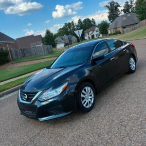 2016 Nissan Altima. 130k Miles. Ac/Heat. Backup Cam. Bluetooth